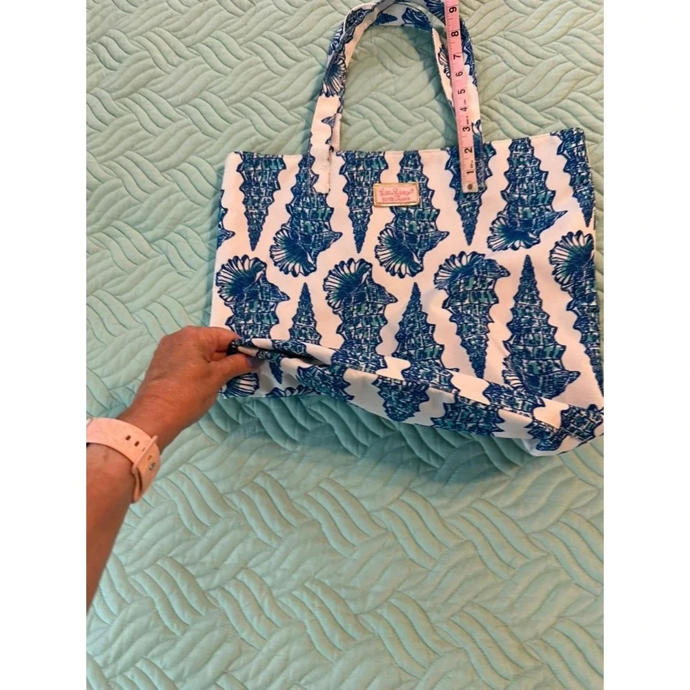 Lilly Pulitzer Estee Lauder Canvas Tote Bag Blue Teal Seashell‎ Print Beach Bag